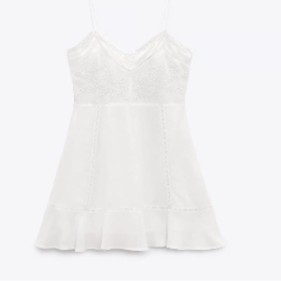 Zara White SHORT EMBROIDERED DRESS - size XS - Picture 4 of 10